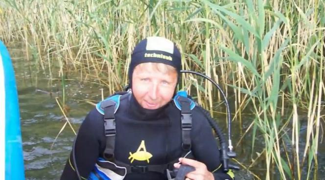 Marek Migalski lansuje się w samym podkoszulku