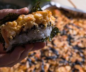 Sushi bake. Japoński przysmak w pieczonej odsłonie