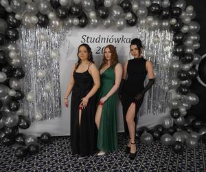 Ścianka na studniówce ZS nr 8