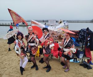 Mazowieckie Morsy otworzyły sezon morsowania 2025/2026 nad zalewem w Siedlcach