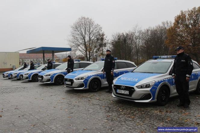 Dolnośląska policja otrzymała nowe radiowozy