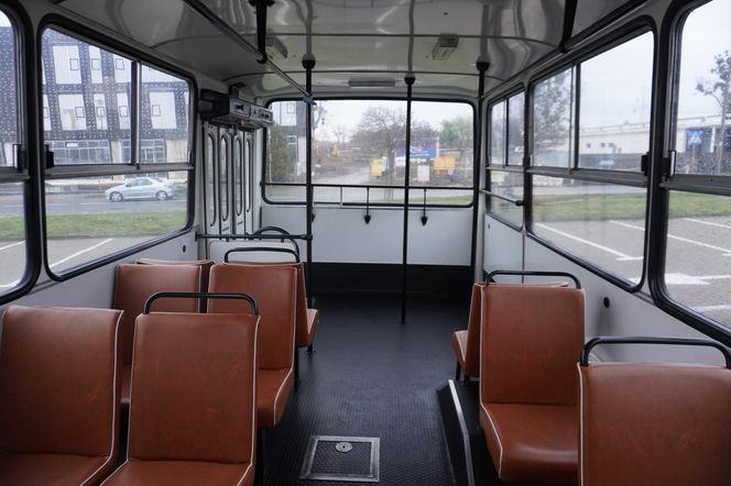 Katarzynki 2024 - wystawa autobusów przy Galerii Panorama