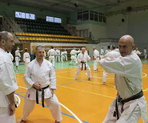 Ostrów. Międzynarodowy staż karate - nauka z mistrzem mistrzów
