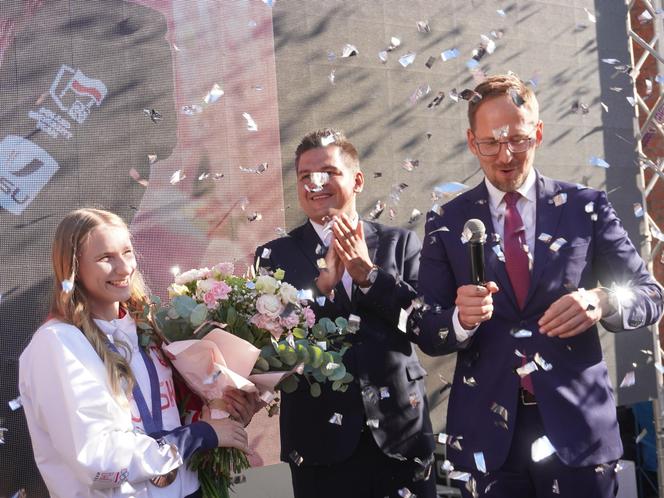 Tak mieszkańcy Tarnowa powitali Aleksandrę Kałucką, brązową medalistkę Igrzysk Olimpijskich w Paryżu!