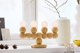 Świetlne dekoracje na Boże Narodzenie