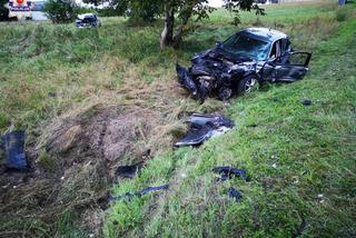 Licznik zatrzymał się na prędkości 90 km/h. 4 osoby z obrażeniami trafiły do szpitala