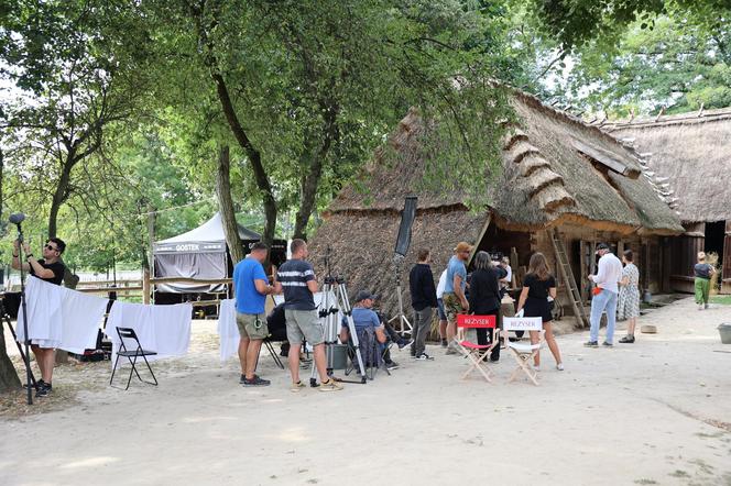 W Muzeum Wsi Lubelskiej w Lublinie trwają zdjęcia do filmu  pt. „Zegar” 