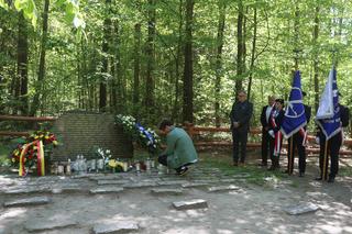 Katastrofa samolotu w Lesie Kabackim. Zginęły 183 osoby. „Dobranoc, do widzenia! Cześć, giniemy!”