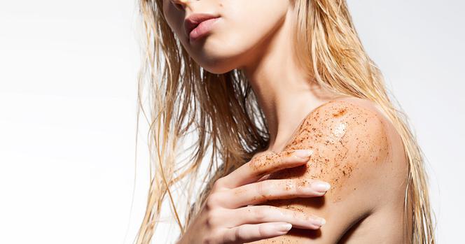 PEELING - co dobrego daje skórze