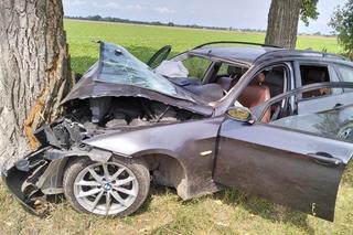 Tragedia na prostej drodze pod Śremem! Zginął 27-latek pasażer