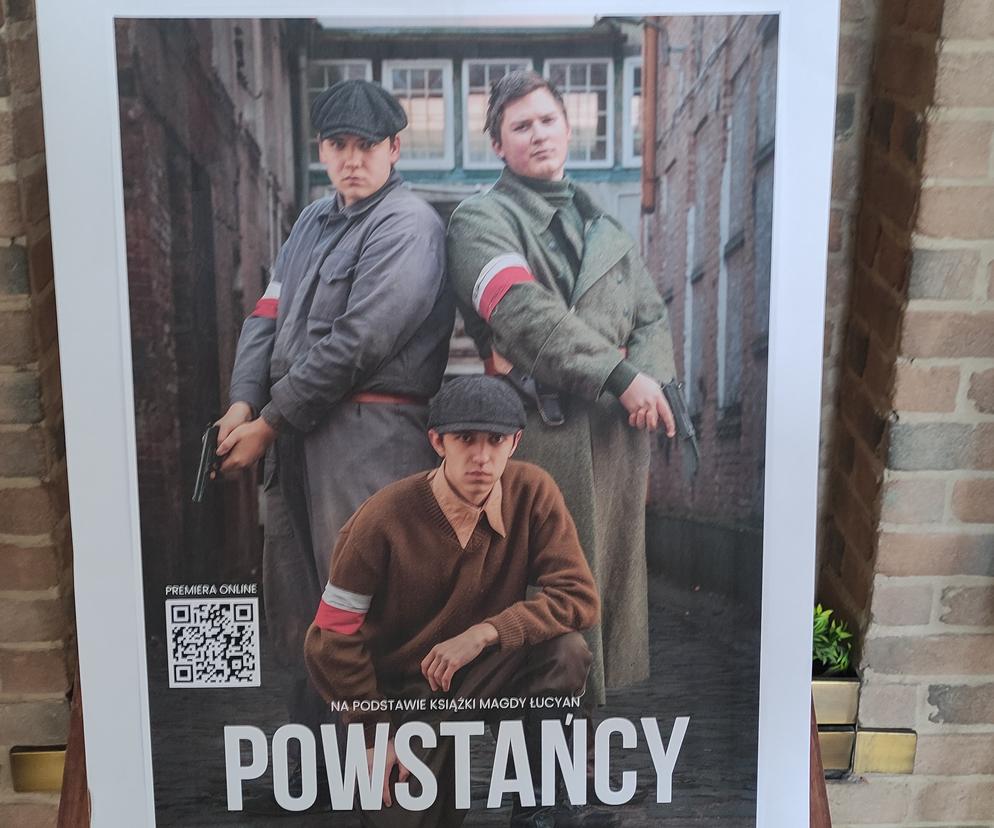 Film pt. Powstańcy zaprezentowano uczniom popularnego Ekonoma w Koszalinie