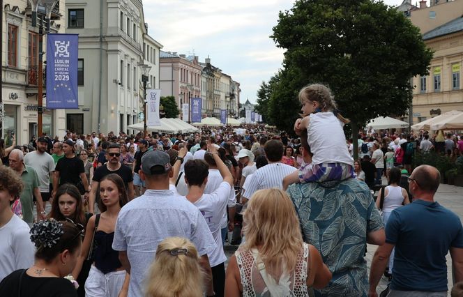 Tłumy na Carnavalu Sztukmistrzów 2025 w Lublinie - dzień trzeci