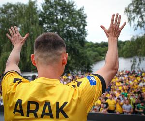 GKS Katowice gotowy na Ekstraklasę. Prezentacja na Sztauwajerach przyciągnęła tłumy kibiców