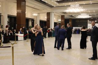 Tak wyglądała studniówka V LO im. Marii Skłodowskiej Curie w Lublinie [DUŻO ZDJĘĆ]