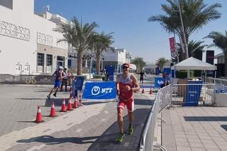 Strażak z Olsztyna mistrzem świata! Do domu wrócił z triathlonowym złotem [ZDJĘCIA]