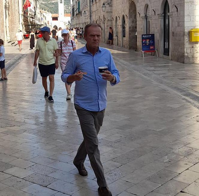 Donald Tusk w Chorwacji: Z misiem poszedł na lody