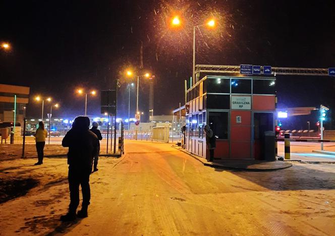 Policjant z Gorzowa pomógł uratować 29 psów z Ukrainy