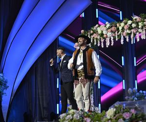 Festiwal Weselnych Przebojów Polsatu. Marcelina Zawadzka jak młoda, Ela Romanowska z wielkim rozcięciem, a Miszczak kwitnie!