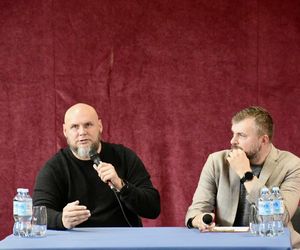 Dominik Dąbrowski spotkał się z młodzieżą III LO w Grudziądzu cz. I