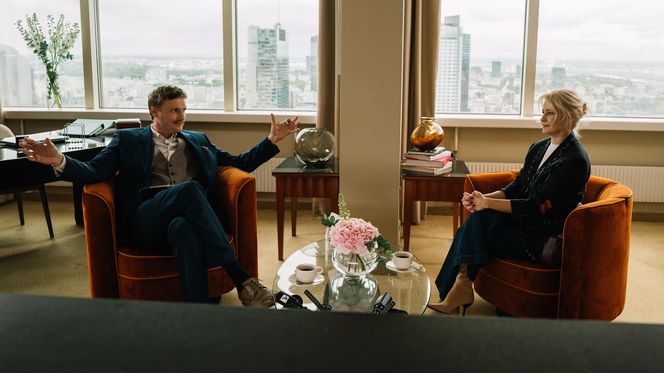 Rodzinka.pl 17 sezon odcinek 288 (odc. 1). Natalia (Małgorzata Kożuchowska), terapeuta (Karol Dziuba)