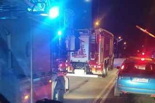 Pożar w Czechowicach-Dziedzicach. Płonie hala fabryczna