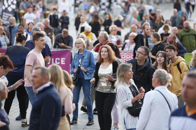 Potańcówka w centrum Katowic. Wyspiański znów porwał tłumy do szalonej zabawy