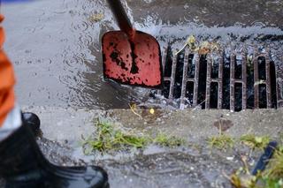 Potężna ulewa w Łódzkiem. Zalane ulice