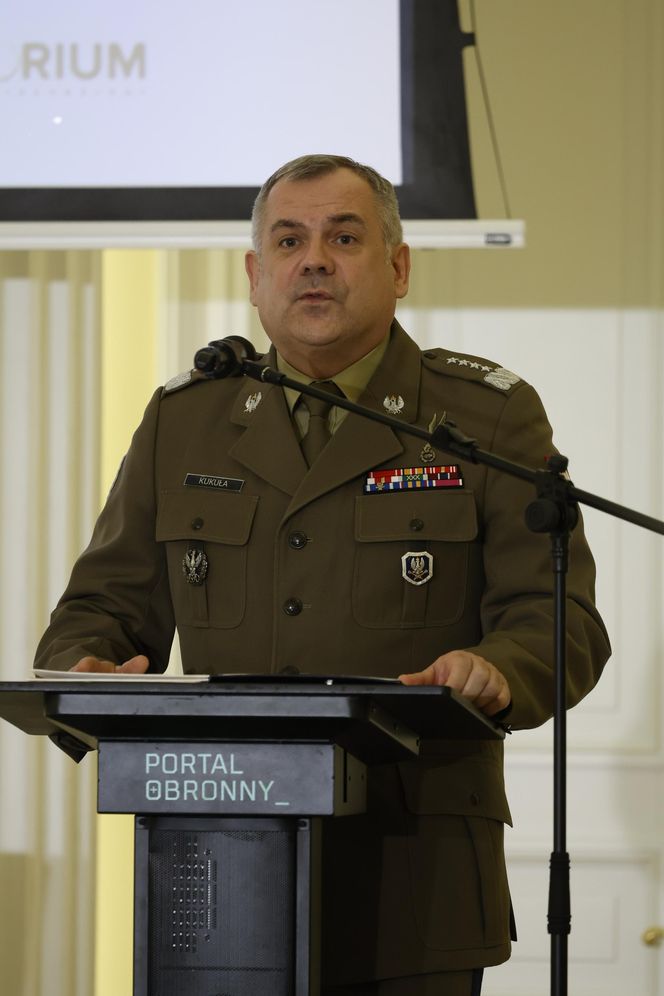 Gen. Wiesław Kukuła na konferencji „Przyszłość Sił Powietrznych RP” Portalu Obronnego