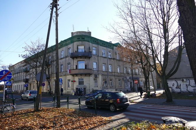 Zadźgała ojca pięcioma ciosami nożem. „Zabiłam go, żeby ochronić mamę”