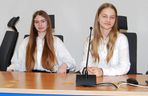 Młodzież rozmawiała podczas debaty o szczęściu w życiu współczesnego nastolatka