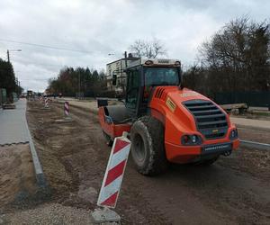 Na Moniuszki trwa budowa kolejnego ronda. Kiedy planowany koniec prac?