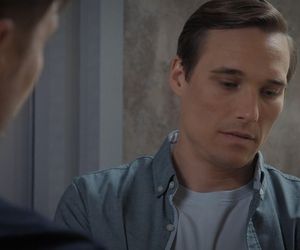 M jak miłość, odcinek 1874: Olek (Maurycy Popiel), Marcin (Mikołaj Roznerski)