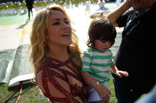 Ceremonia zamknięcia MŚ 2014, Shakira z synkiem