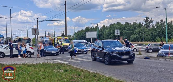 Tychy: 76-letni kierowca BMW potrącił kobietę na pasach. Trafiła do szpitala