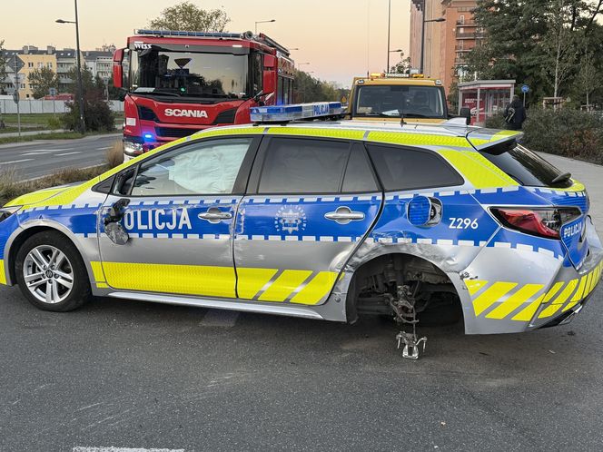 Dachowanie radiowozu. Bielany