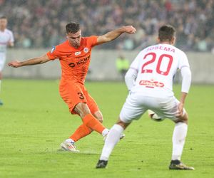 Górnik Zabrze zmierzył się z Zagłębiem Lubin. Kibice rozgrzewali piłkarzy z trybun