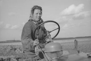 Zawody PRL, których już nie ma. Czy masz pojęcie, czym zajmowali się Ci ludzie