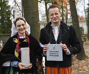 Gwiazdy kwestują na Powązkach