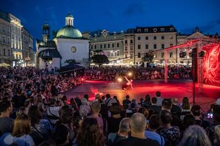 Rusza ULICA Festival. Niesamowite widowiska ulicznych teatrów opanują Kraków 