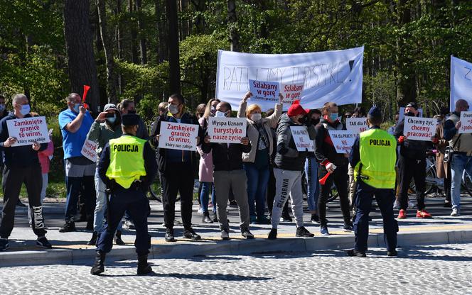 Protesty na granicy w Świnoujściu - 8 maja 2020
