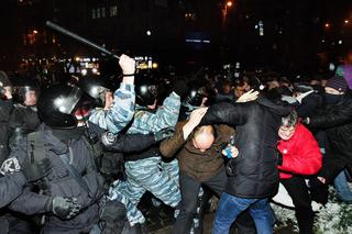 Amnestia dla protestujących na Majdanie. Janukowycz liczy na zakończenie demonstracji