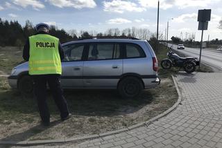 Motocyklista o włos od ŚMIERCI. Koszmarna sytuacja na drodze! Zobacz wideo