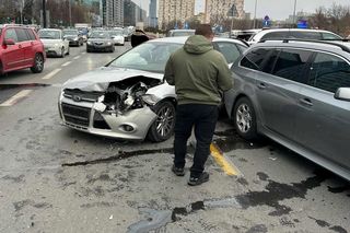 Karambol w Alejach Jerozolimskich (14.02.2025)