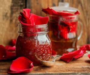 Konfitura z płatków róży – aromatyczna klasyka zamknięta w słoiku