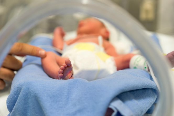 Ciało Adriany utrzymywano 4 miesiące po jej śmierci, bo była w ciąży. Dziecko walczy o życie