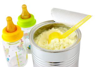 Uczulenie na mleko: co robić, gdy niemowlę ma alergię na mleko? [6 porad]