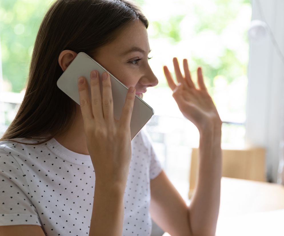 Jeśli używasz komórki, grozi ci rak mózgu? Duże badanie rozwiewa wątpliwości