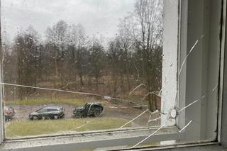 W Nekli padły strzały! Ktoś ostrzelał przychodnię zdrowia [ZDJĘCIA]