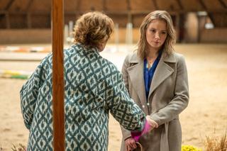 Barwy szczęścia odc. 2804. Sofia (Valeri Guliaieva), Józefina Rawicz (Elżbieta Jarosik)	