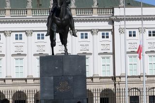 Żałoba narodowa w Warszawie